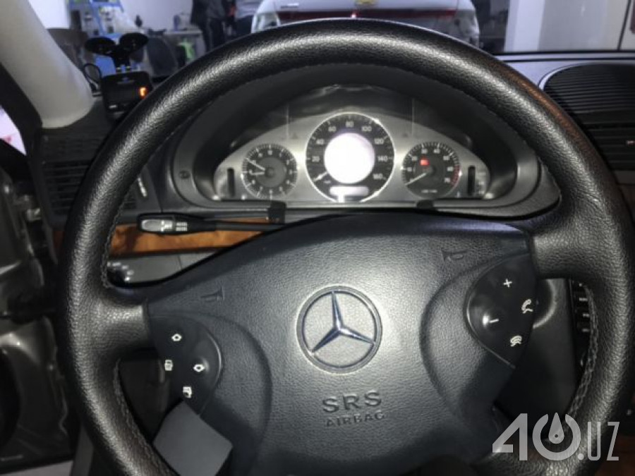 Mercedes-Benz E-klasse III (W211, S211)