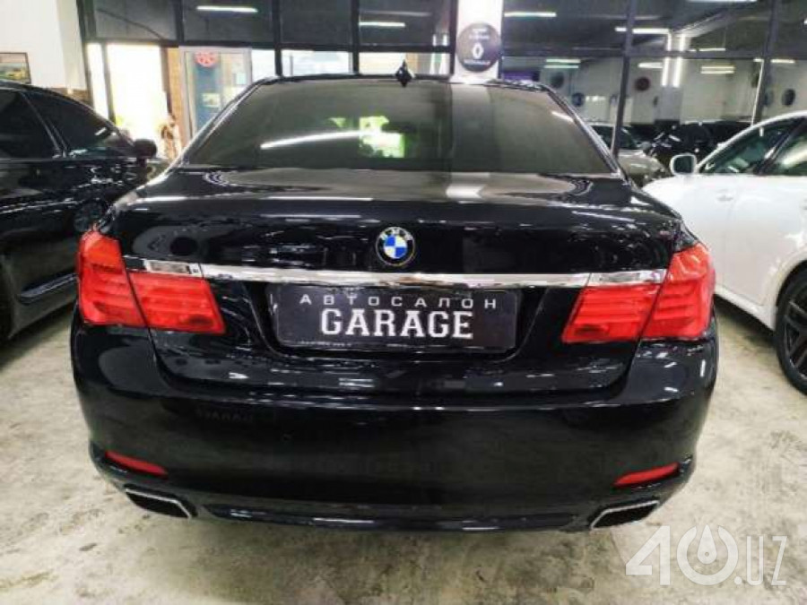 BMW 7 серия V (F01/F02/F04)