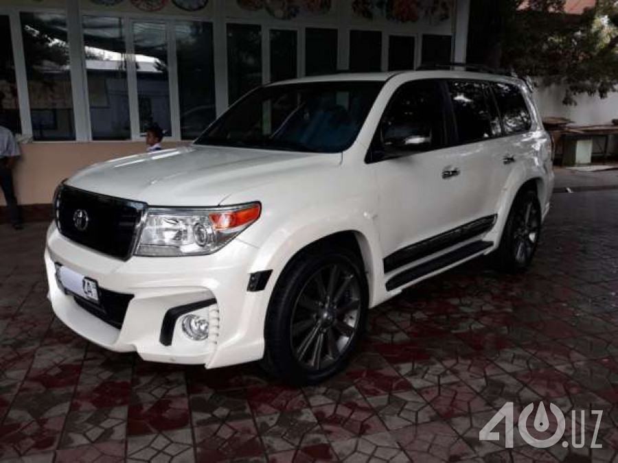 Toyota Land Cruiser 200 Series Рестайлинг 1