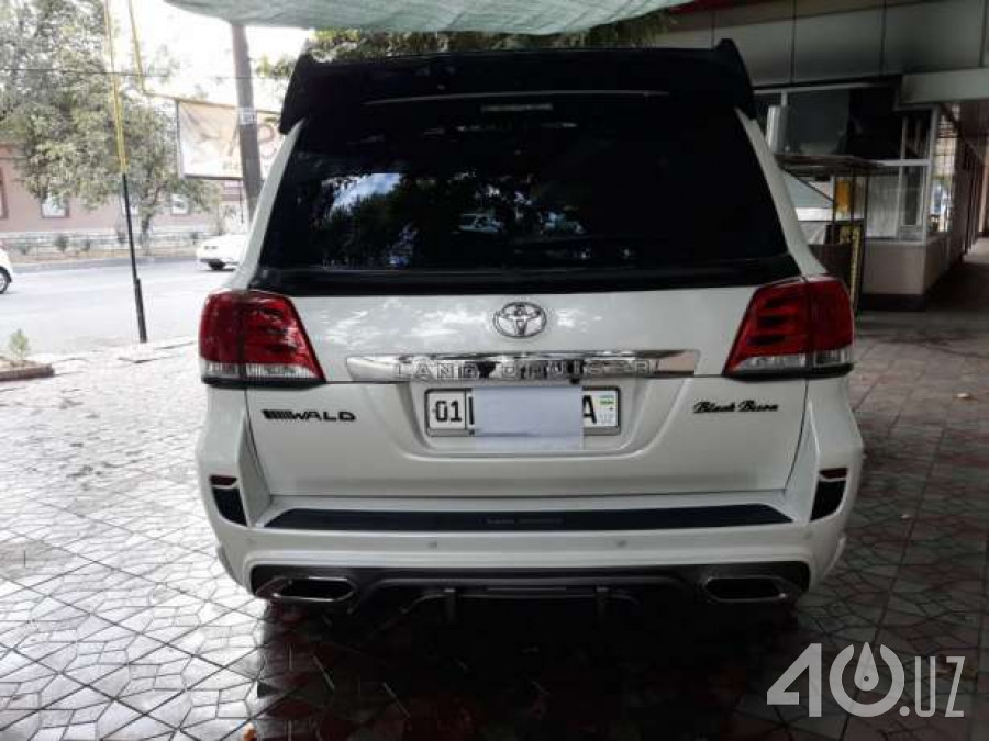 Toyota Land Cruiser 200 Series Рестайлинг 1