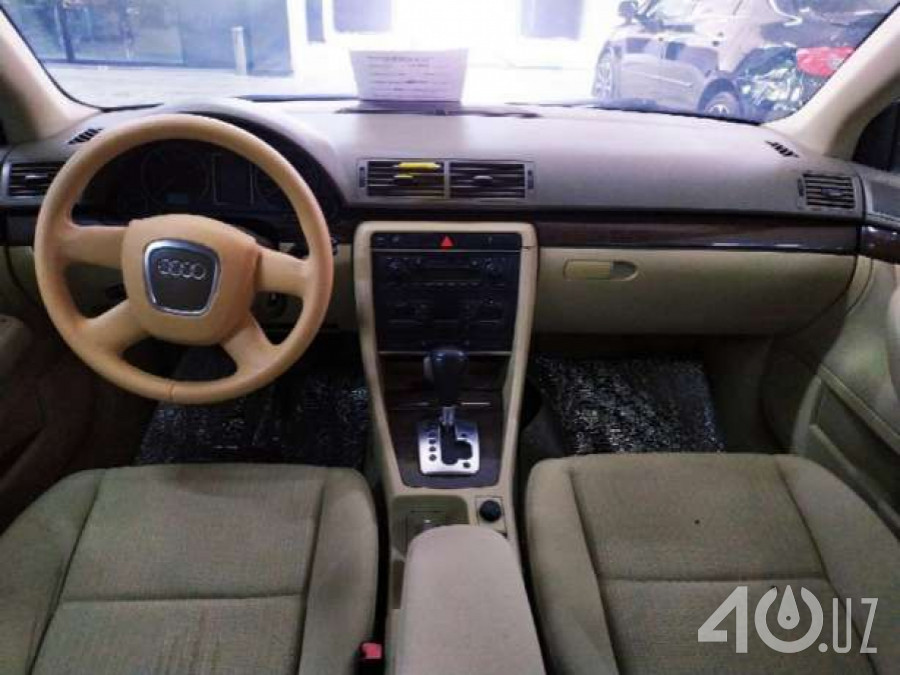 Audi A4 III (B7)