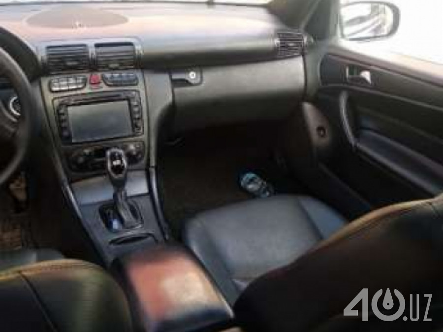 Mercedes-Benz C-klasse II (W203)