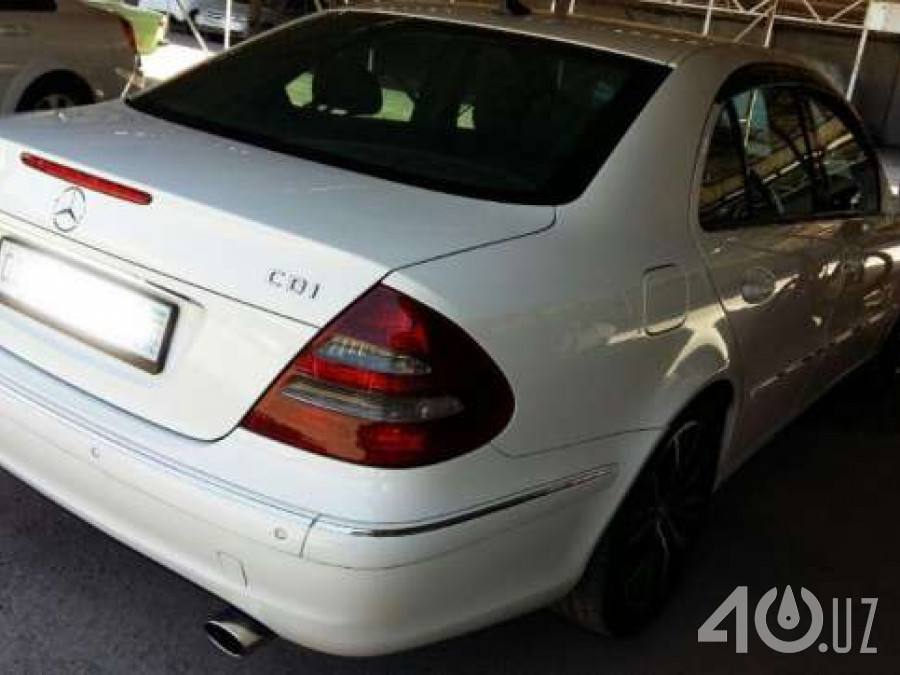 Mercedes-Benz E-klasse III (W211, S211)