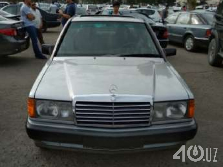 Mercedes-Benz 190 (W201)