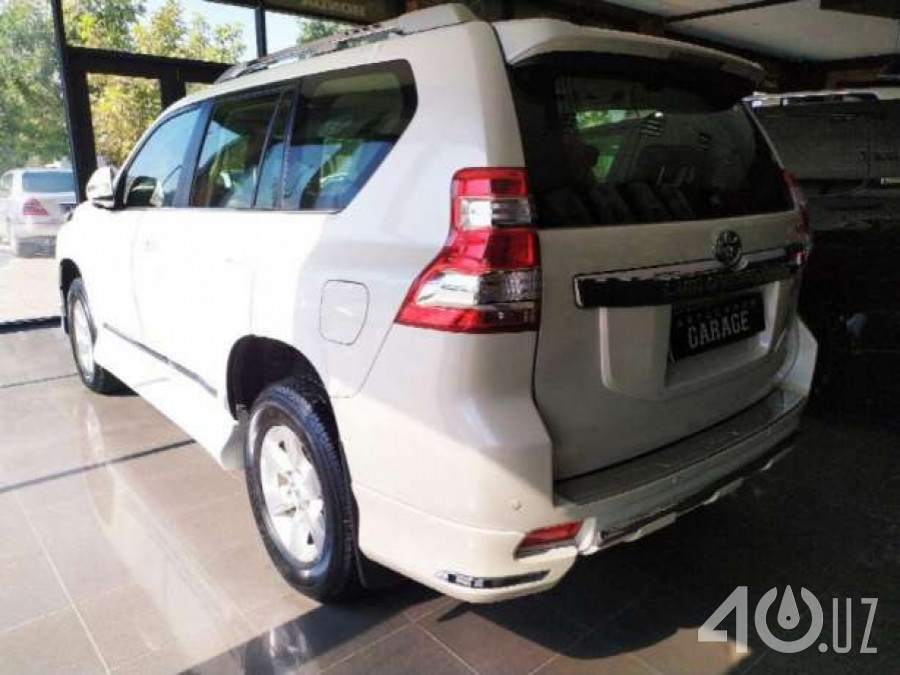 Toyota Land Cruiser Prado 150 Series Рестайлинг 1