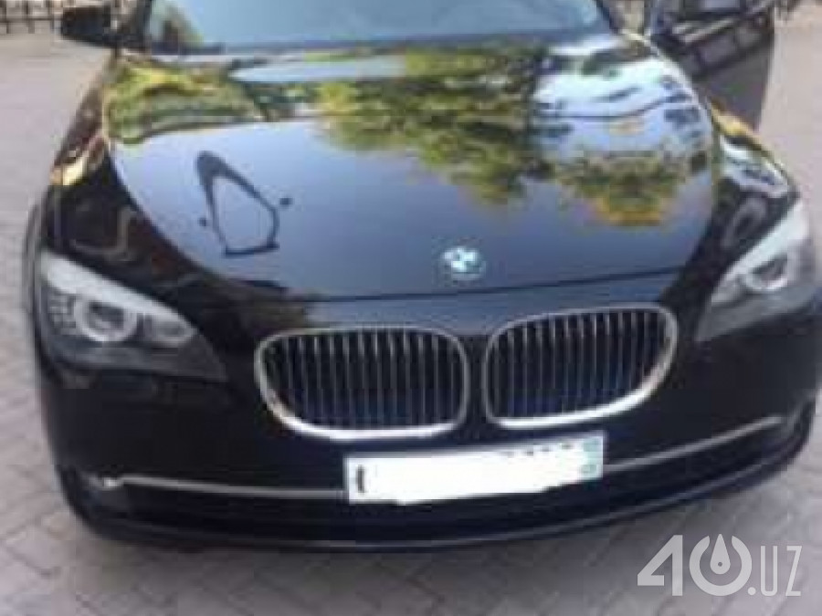BMW 7 серия V (F01/F02/F04)