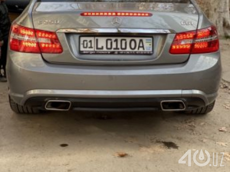Mercedes-Benz E-klasse IV (W212, S212, C207)