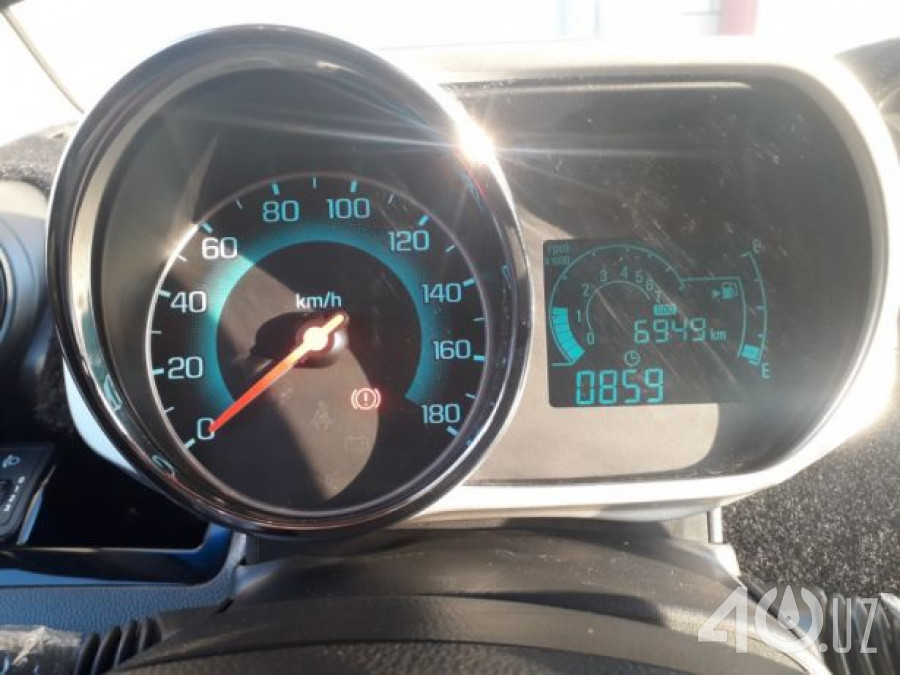 Chevrolet Uz Spark I Рестайлинг