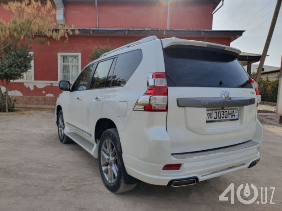 Toyota Land Cruiser Prado 150 Series Рестайлинг 1