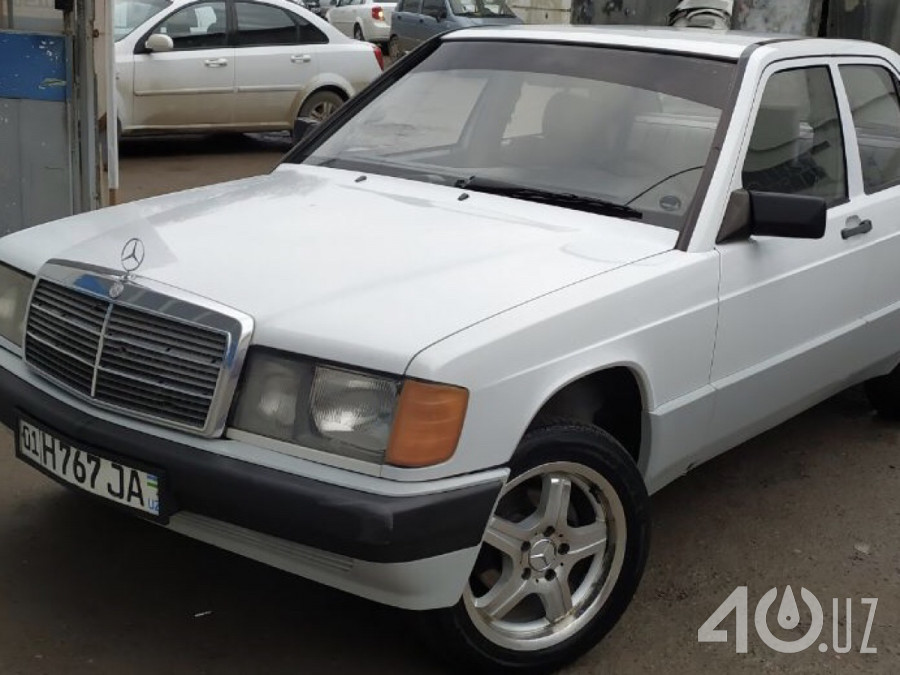 Mercedes-Benz 190 (W201)