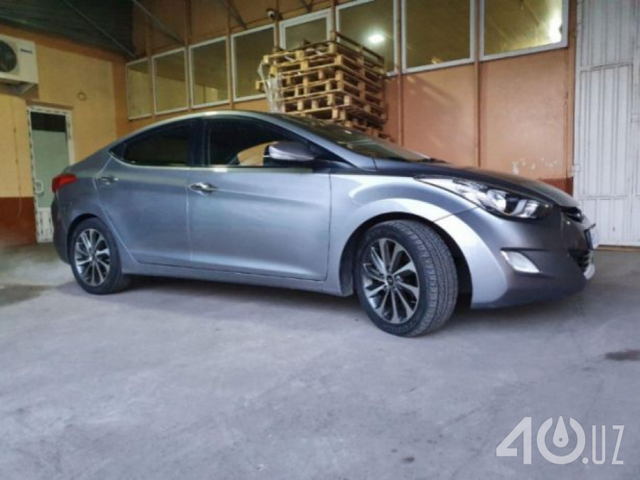 Hyundai Avante V