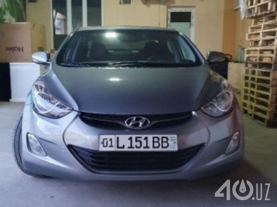 Hyundai Avante V