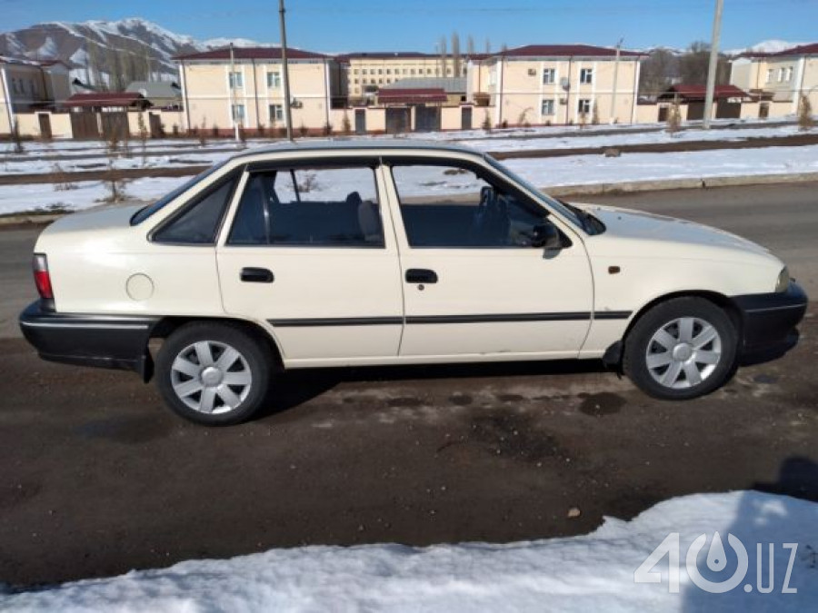 Daewoo Uz Nexia I (SOHC)