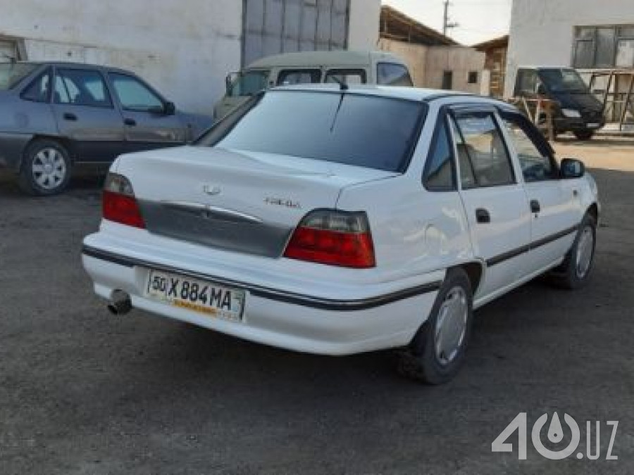 Daewoo Uz Nexia I (SOHC)