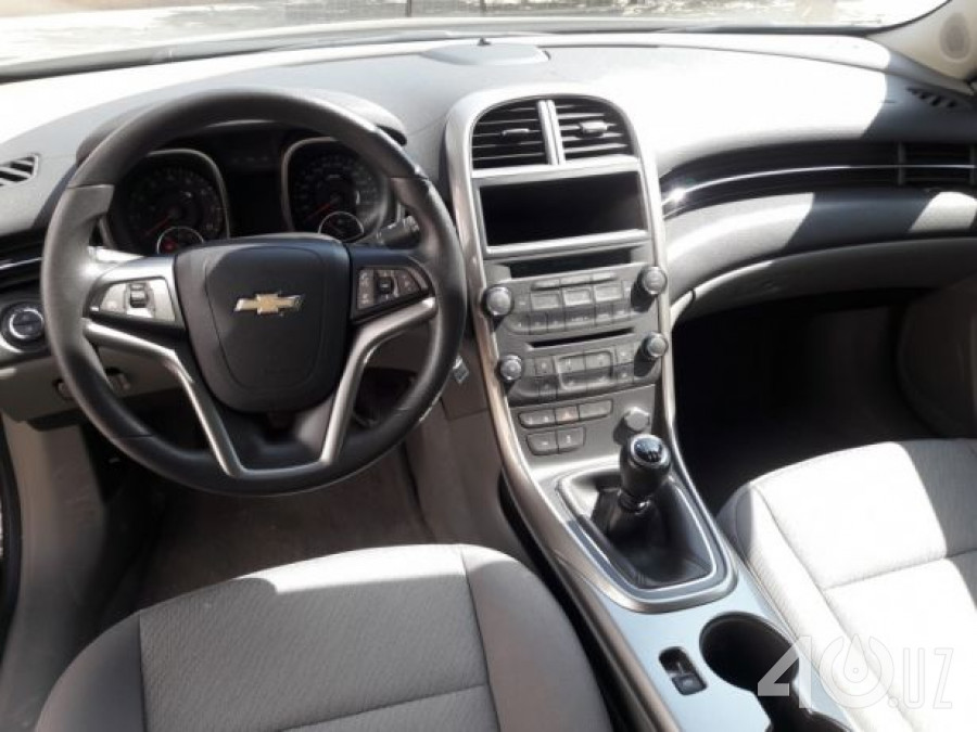 Chevrolet Uz Malibu I