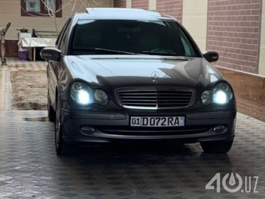 Mercedes-Benz C-klasse II (W203)