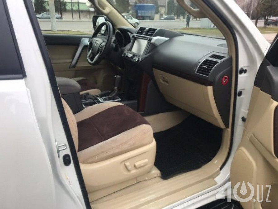 Toyota Land Cruiser Prado 150 Series Рестайлинг 1