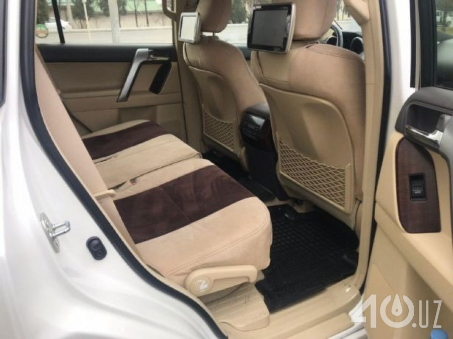 Toyota Land Cruiser Prado 150 Series Рестайлинг 1