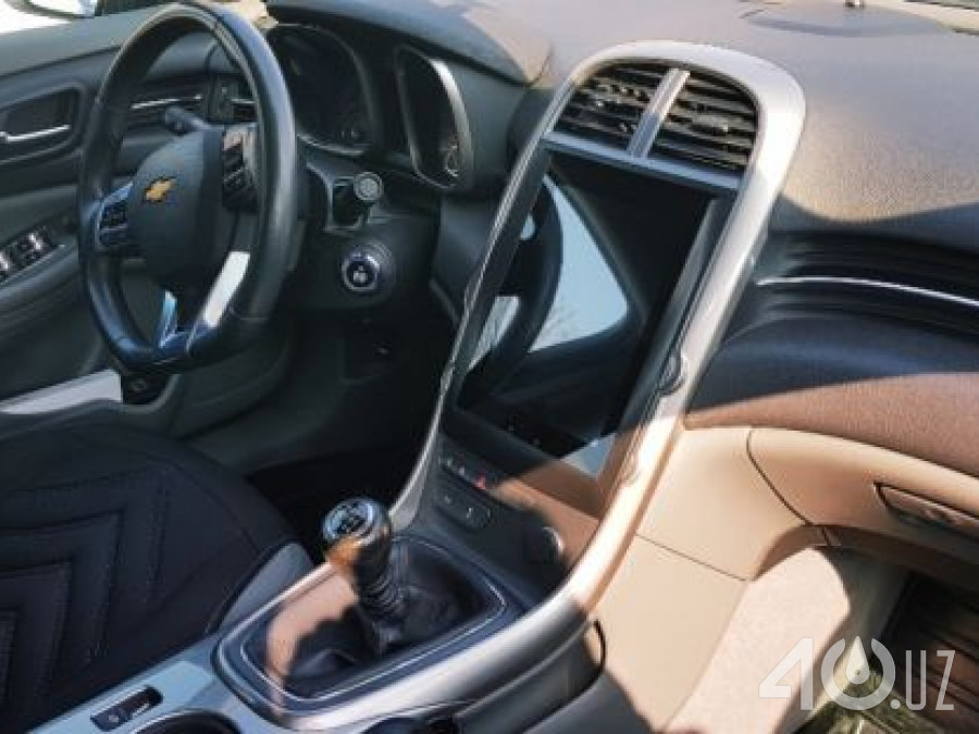 Chevrolet Uz Malibu I
