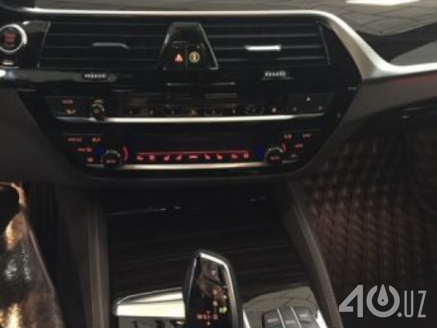 BMW 5 серия VII (G30/G31)