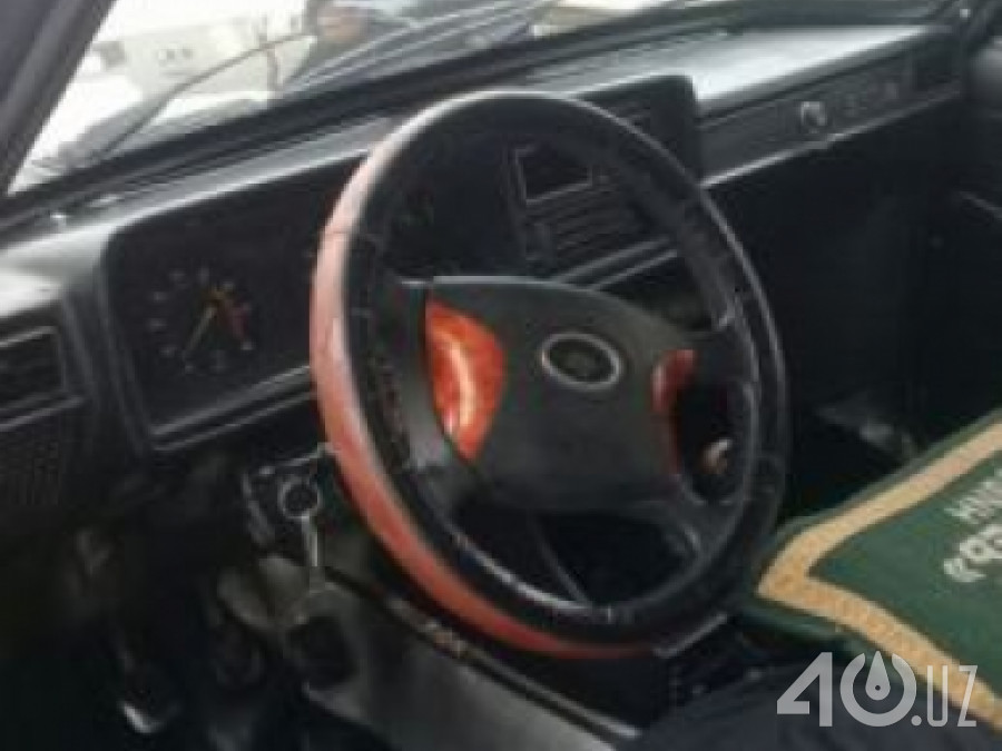 LADA (ВАЗ) 2105