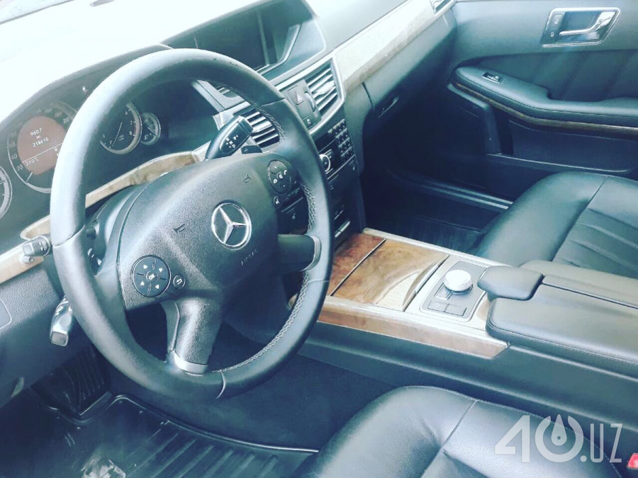 Mercedes-Benz E-klasse IV (W212, S212, C207)