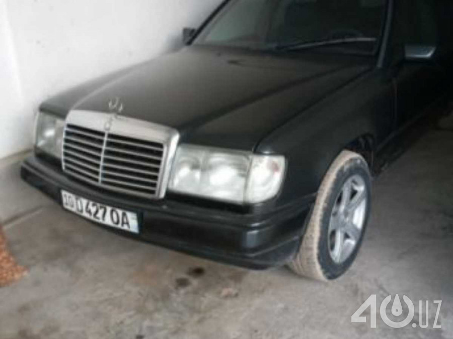 Mercedes-Benz W124