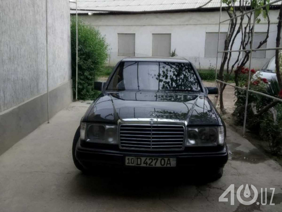 Mercedes-Benz W124