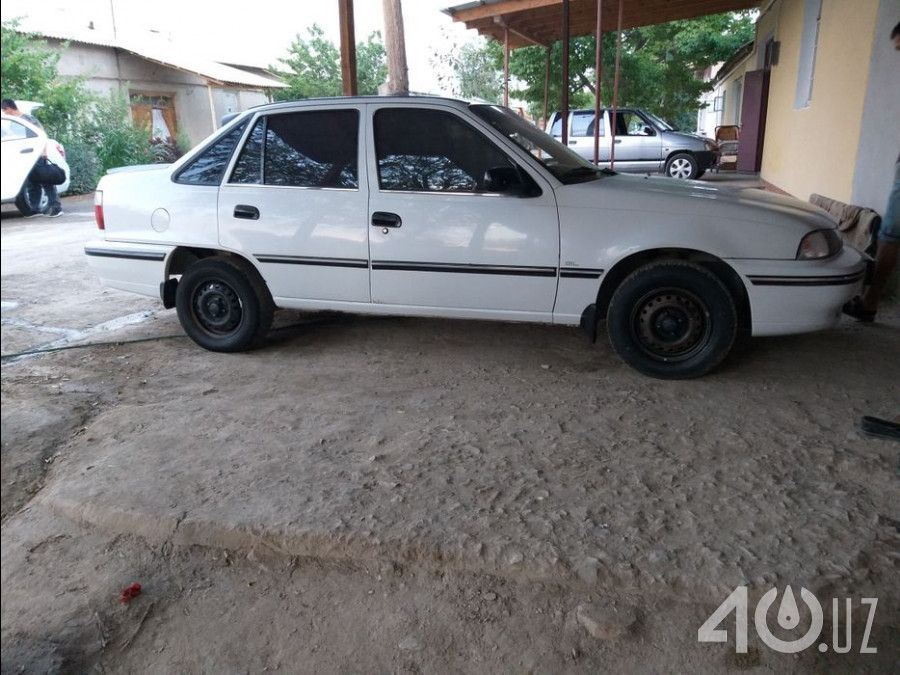 Daewoo Uz Nexia I (SOHC)