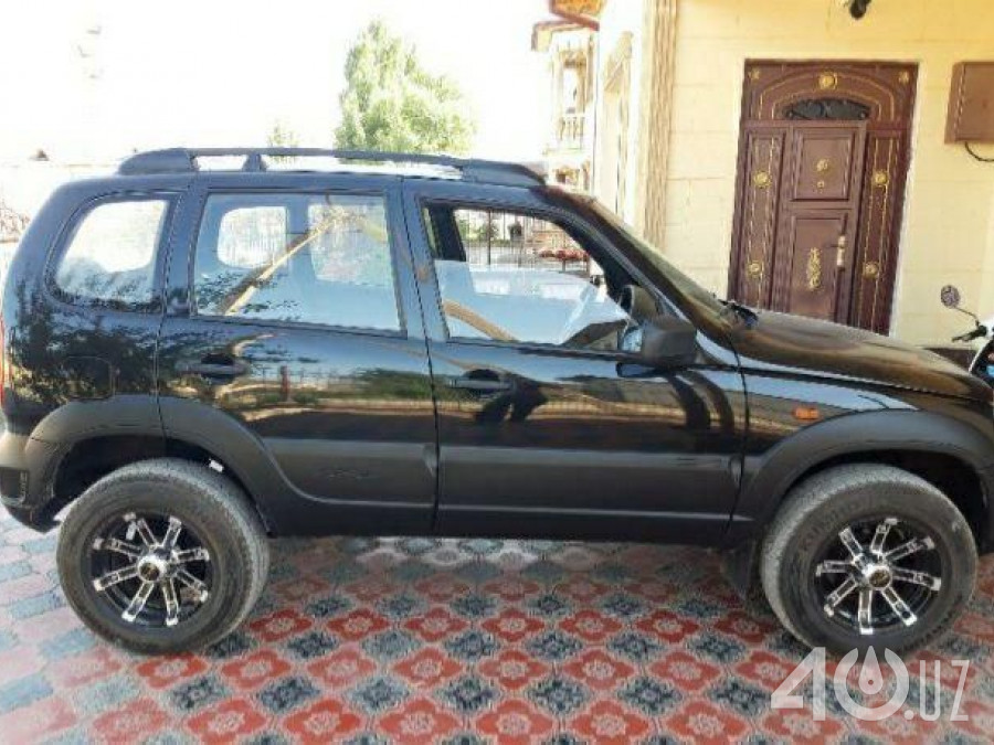 Chevrolet Niva I