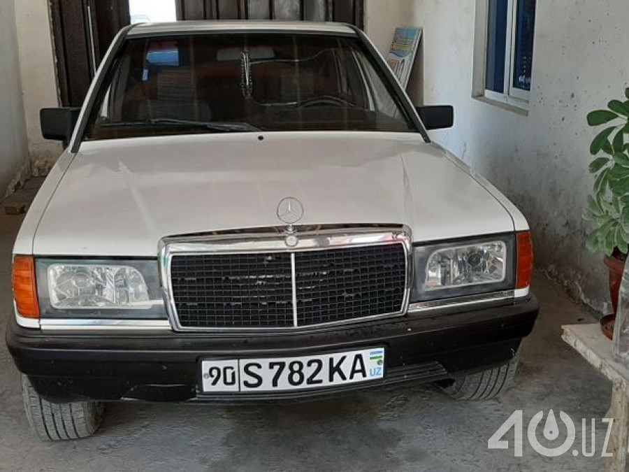 Mercedes-Benz 190 (W201)