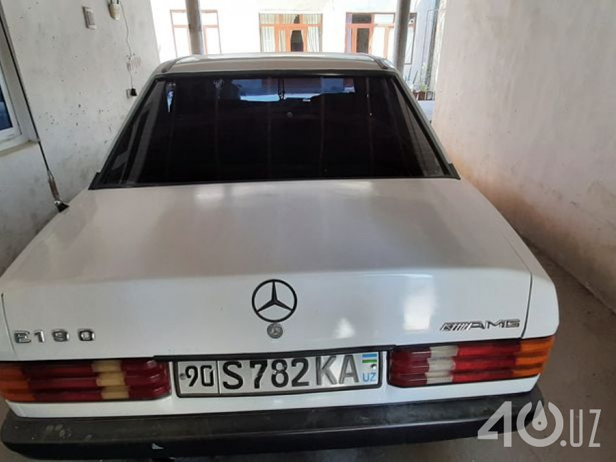 Mercedes-Benz 190 (W201)