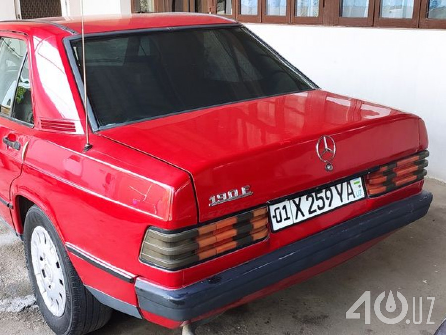 Mercedes-Benz 190 (W201)