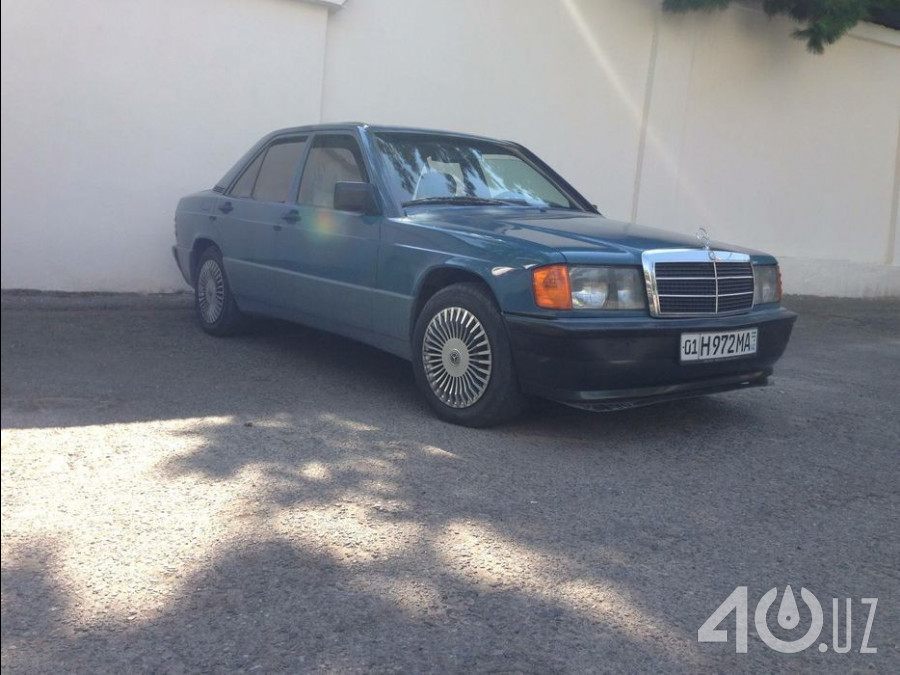 Mercedes-Benz 190 (W201)