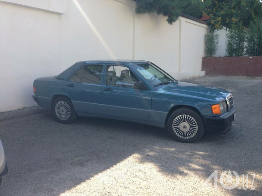 Mercedes-Benz 190 (W201)