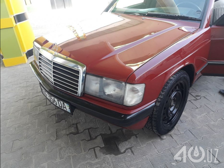 Mercedes-Benz 190 (W201)