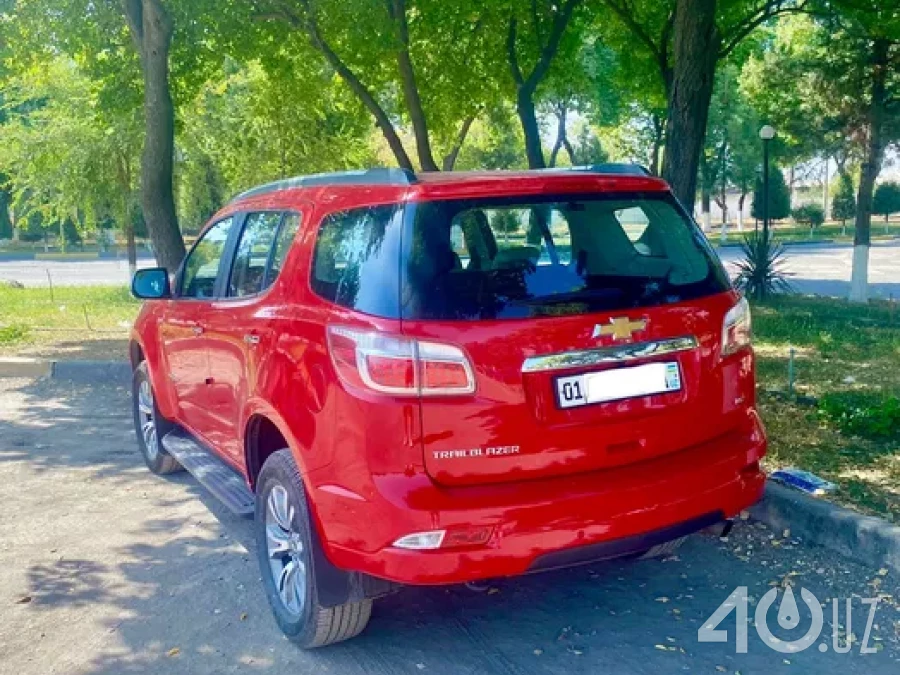 Chevrolet Uz TrailBlazer I