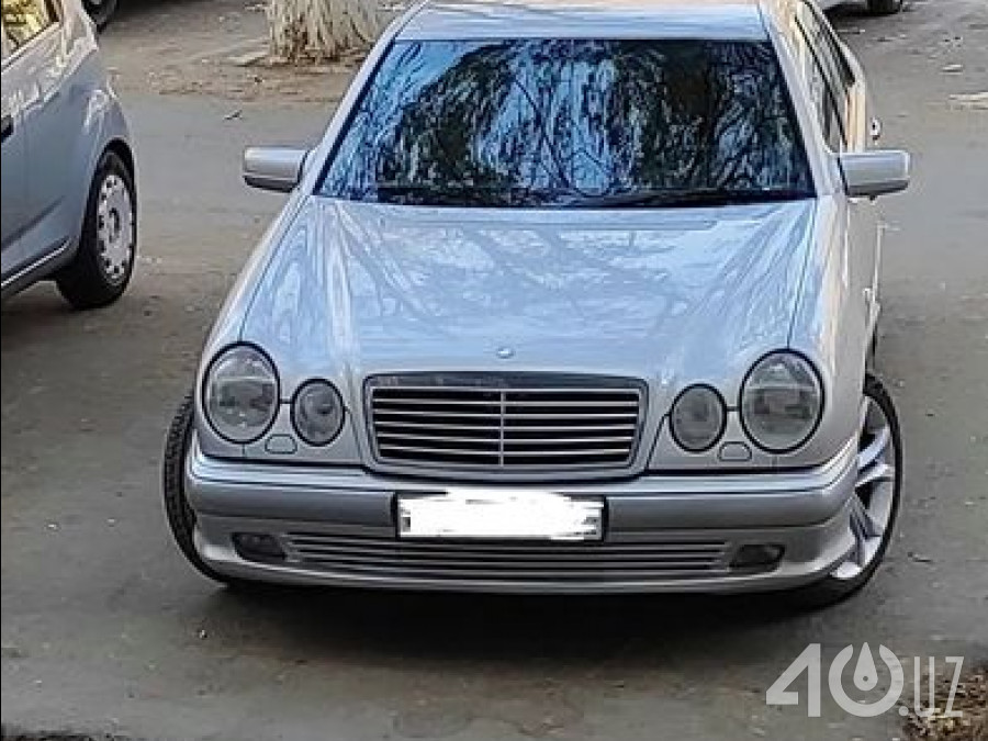 Mercedes-Benz E-klasse II (W210, S210)