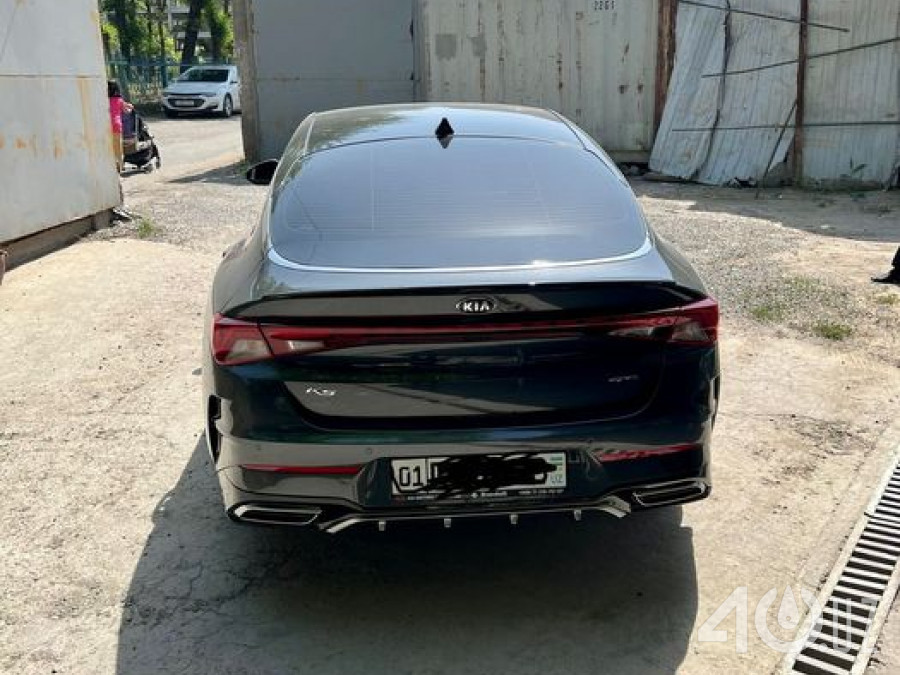 Kia K5 III