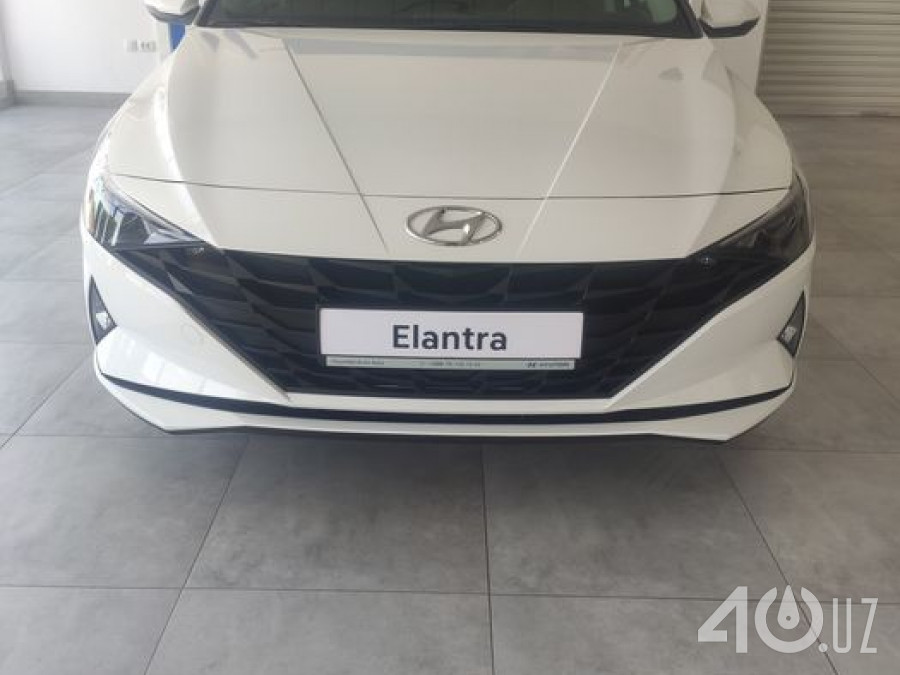 Hyundai Elantra VII (CN7)