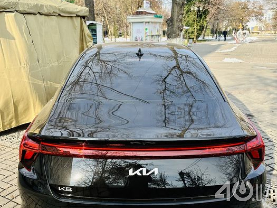 Kia K8 I