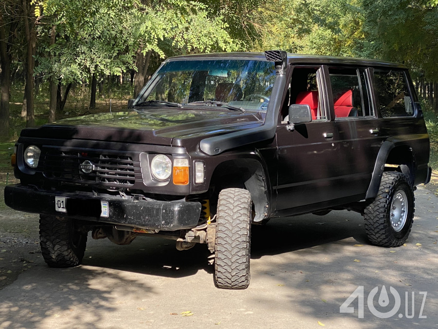 Nissan Patrol IV (Y60)