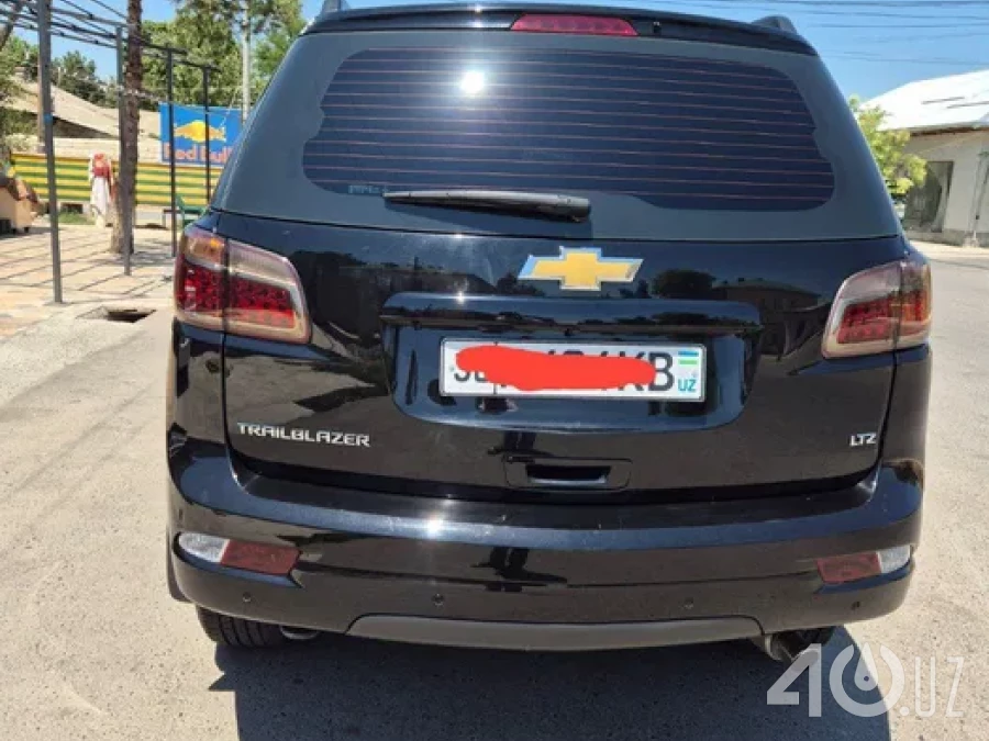 Chevrolet Uz TrailBlazer I