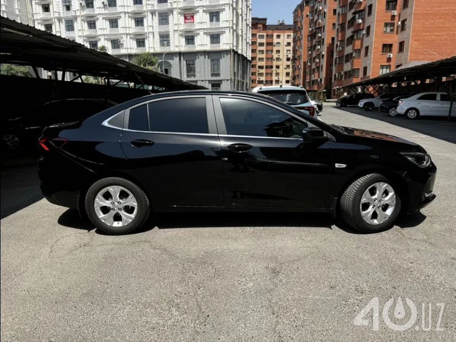 Chevrolet Uz Onix II